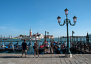 Blick vom Kai bei San Marco auf die Insel San Giorgio Maggiore.