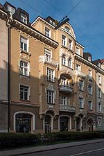 Blick von Südwesten in die Martiusstraße: das Haus Nr. 5 in der Perspektive der Bauflucht.