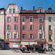Wohn- und Geschäftshaus, Mietshaus Am Harras 12
