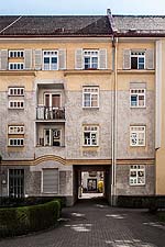 Fassadenausschnitt Nordfassade im Hof zwischen Haus Daiserstraße 19 und 21.