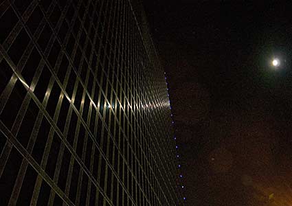 Highlight Towers München - Mondlicht auf der Westfassade