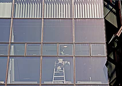 Glasfassade und Transparenz - Stiglmeierplatz, München