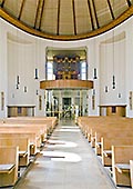 Zugang zum Kirchenraum und Empore in der Kirche Christkönig, München-Nymphenburg