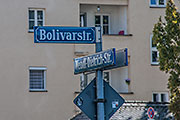 Die Bolivarstraße ist die östliche Grenze von Bauabschnitt Nord/West. Hier an der Einmündung in die Wendl-Dietrich-Straße ergibt sich ein Ausblick auf die Gebäude von Bauabschnitt Süd.