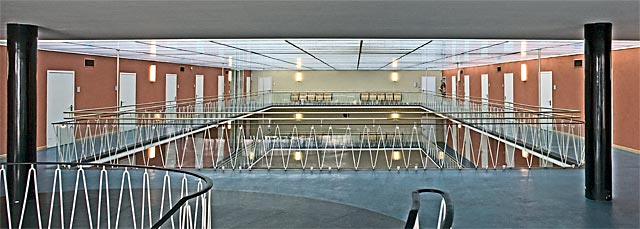 Panoramabild: Galerien und Oberlicht über der Halle des Gerichtgebäudes am Lenbachplatz