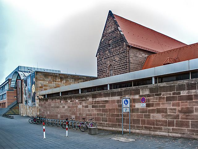 (?) 1960-1963: (?) Mittelalterbau - Ausstellungsgebäude an der Westseite in der Kartäusergasse, neben dem neuen Haupteingang